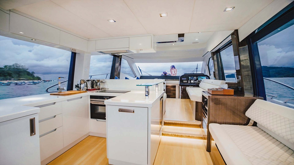 Аренда яхты Galeon 500 Liquid Asset на Пхукете